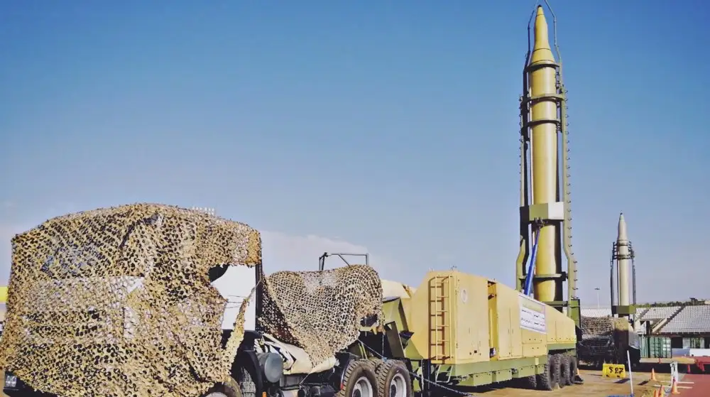 'Serangan dahsyat': IRGC menghantam kapal perusak AS dengan rudal balistik dan rudal jelajah strategis di Samudra Hindia