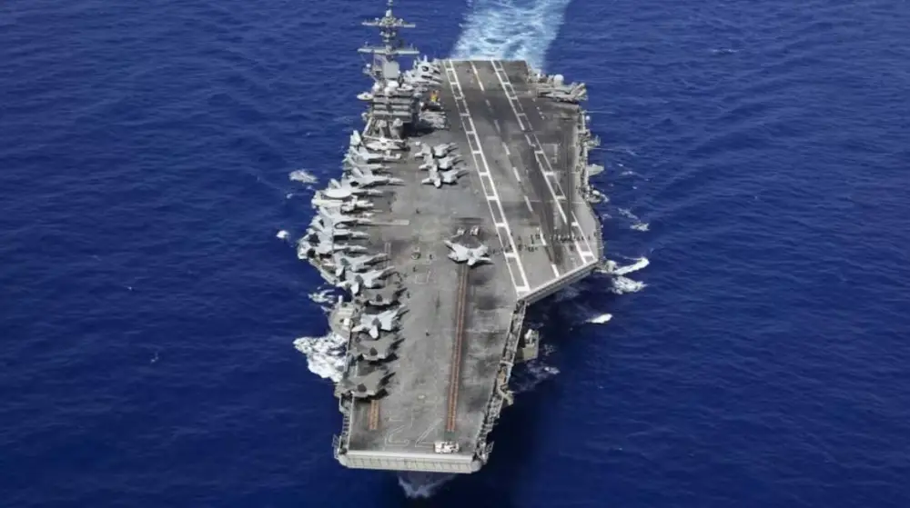 Angkatan Laut Iran menembakkan rudal ke arah USS Abraham Lincoln setelah berjanji akan membalas dendam