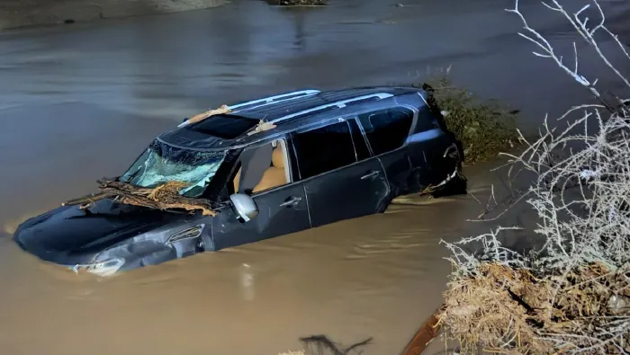 Banjir Bandang Akibat Cuaca Buruk Renggut Enam Nyawa
