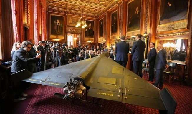Waspada Taktik Penipuan: Iran Ungkap Replikasi Drone Shahed-136 untuk Adu Domba Regional