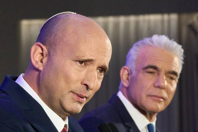 Naftali Bennett dan Yair Lapid Bersatu demi Tumbangkan Benjamin Netanyahu